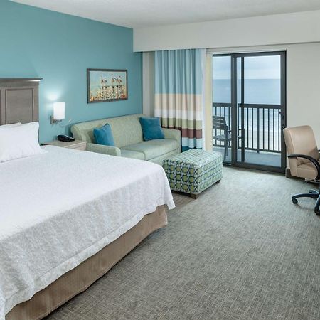Hampton Inn & Suites By Hilton Carolina Beach Oceanfront Exterior photo
