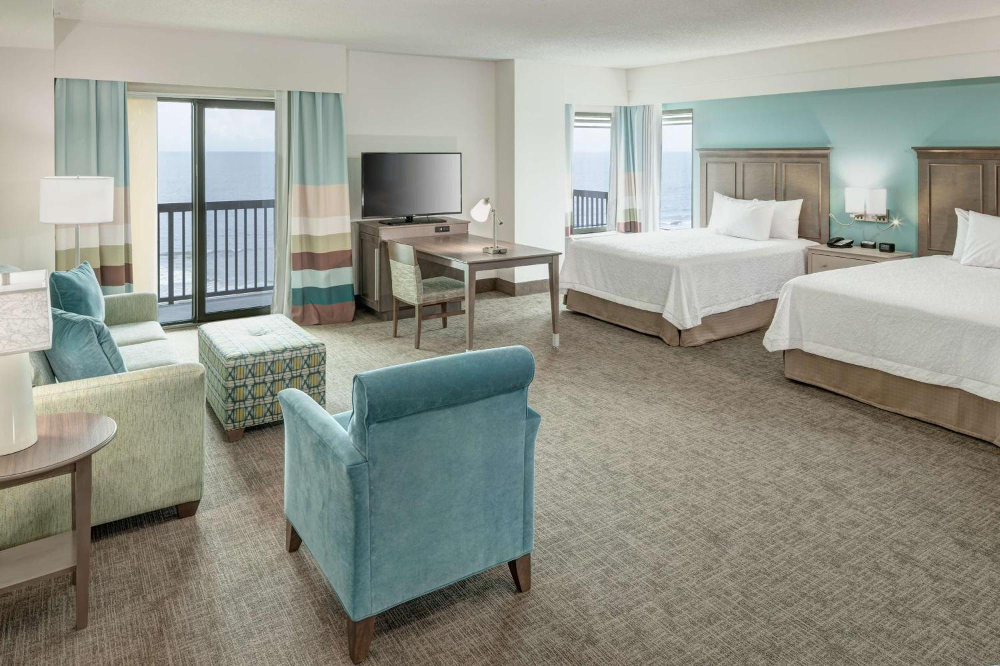 Hampton Inn & Suites By Hilton Carolina Beach Oceanfront Exterior photo